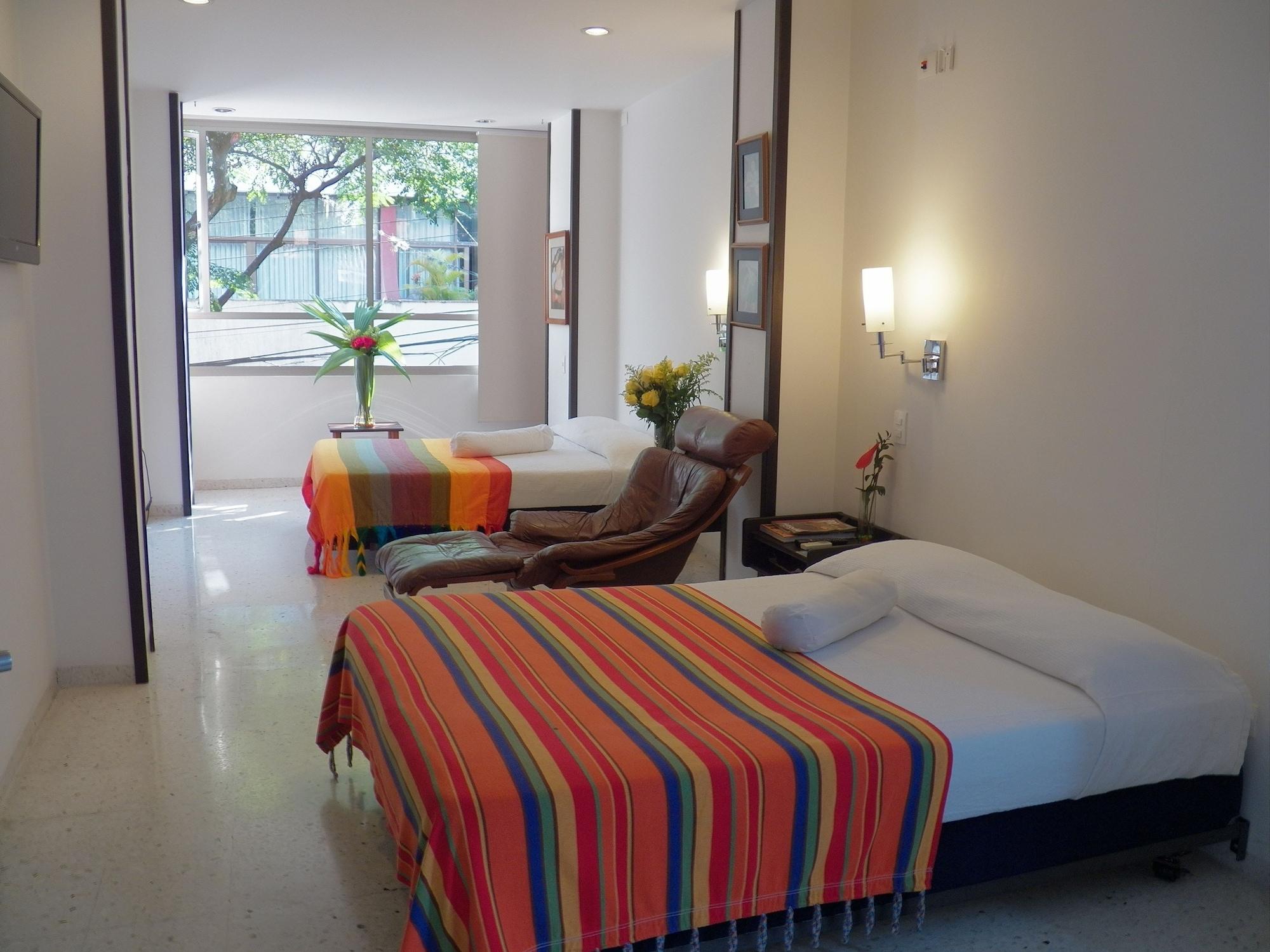 Hotel Casa Santa Monica Norte Cali Exterior foto