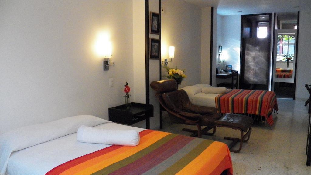 Hotel Casa Santa Monica Norte Cali Habitación foto